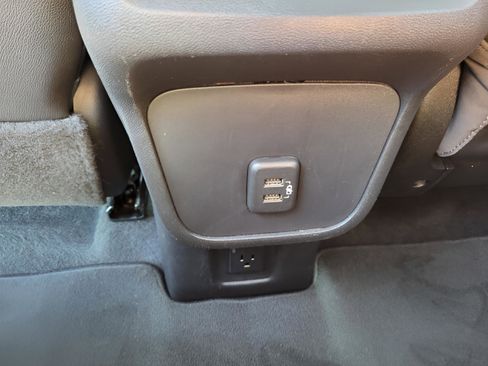 Used 2019 GMC Terrain SLT w/ Preferred Package image 16