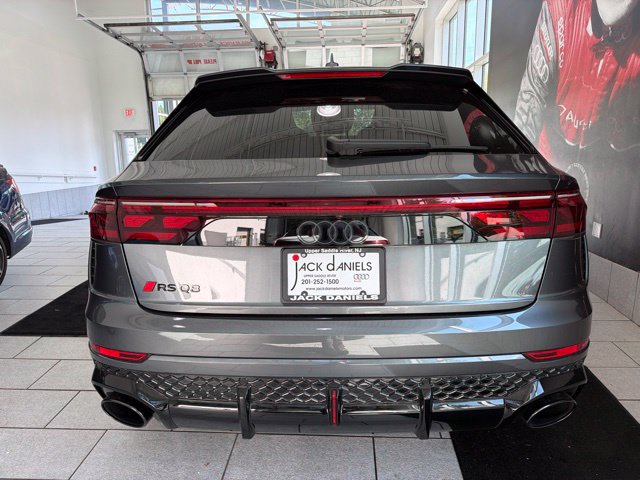 Used 2026 Audi RS Q8 performance AWD/4WD image 4