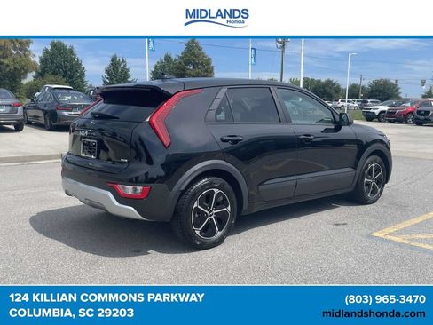 Used 2024 Kia Niro LX FWD image 6