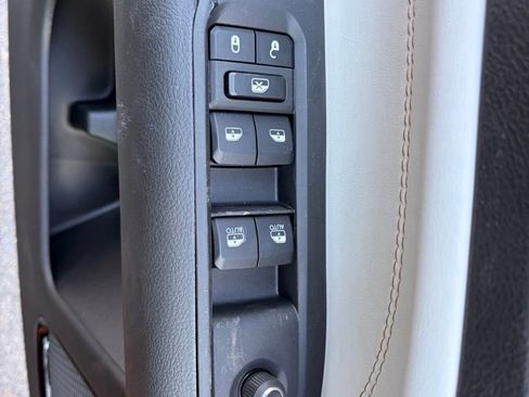 New 2026 Jeep Compass Limited image 16