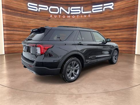 New 2026 Ford Explorer Active w/ Active Comfort Package image 6