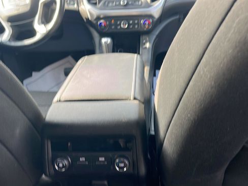 Used 2019 GMC Acadia SLE AWD/4WD image 27