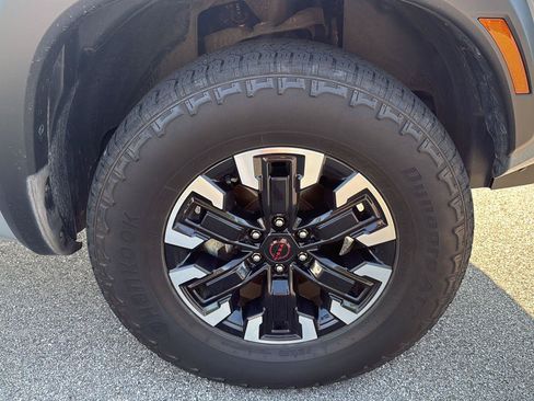 Used 2023 Nissan Frontier PRO-4X w/ Pro Convenience Package AWD/4WD image 14