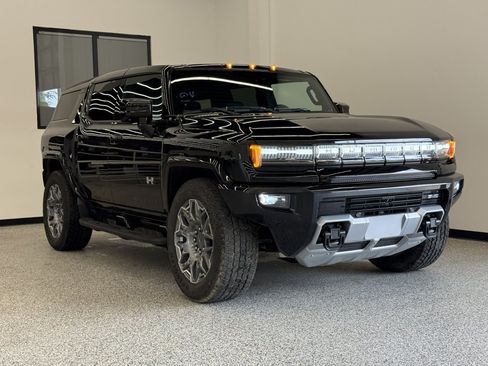 Used 2025 GMC Hummer EV 3X AWD/4WD image 2