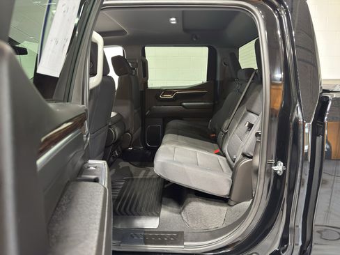 Used 2024 GMC Sierra 1500 Elevation w/ X31 Off-Road Package AWD/4WD image 13