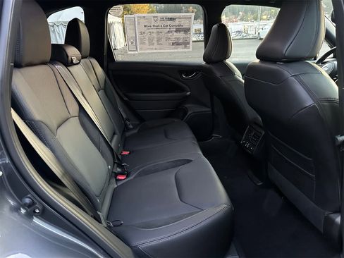 New 2025 Subaru Forester Touring image 12