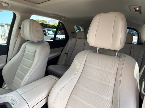 Used 2021 Mercedes-Benz GLE 350 w/ AMG Line Exterior image 26