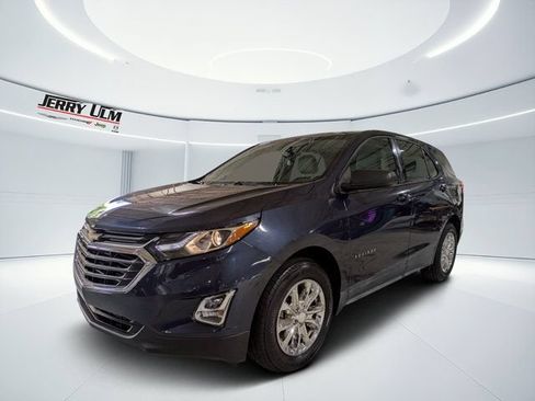 Used 2018 Chevrolet Equinox LS FWD image 7