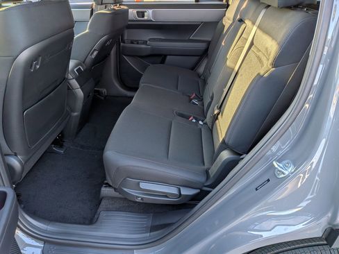 New 2026 Hyundai Santa Fe SE FWD image 19