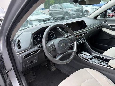Used 2023 Hyundai Sonata SEL w/ Convenience Package FWD image 18