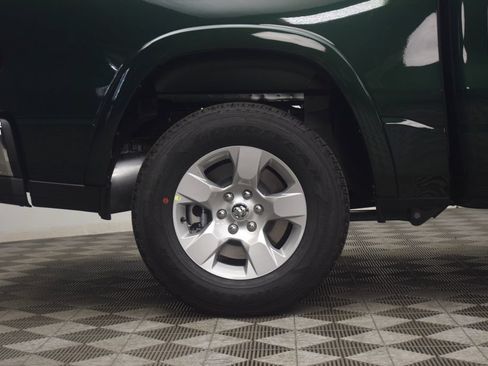 New 2026 RAM 1500 4x4 Crew Cab image 8