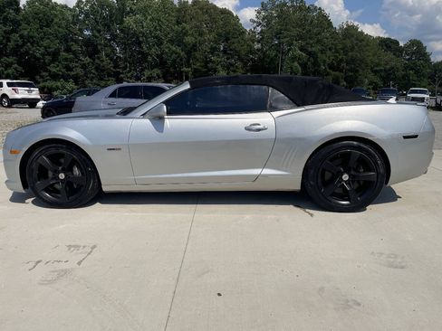 Used 2011 Chevrolet Camaro SS RWD image 8