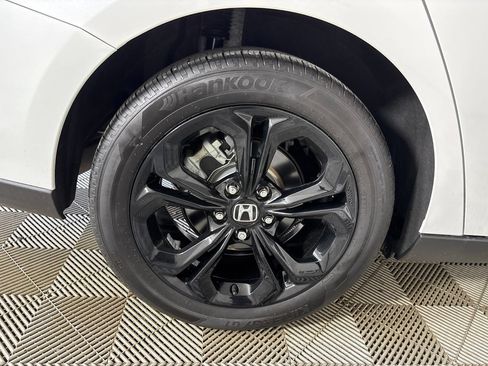 Used 2025 Honda Accord SE image 28