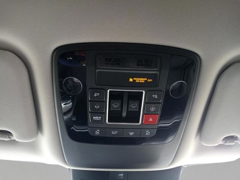 New 2026 Kia Carnival SX FWD image 22