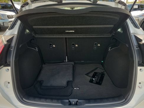 Certified 2023 Nissan Kicks SR w/ SR Premium Package FWD image 8