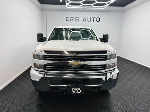 Used 2016 Chevrolet Silverado 2500 W/T w/ WT Convenience Package AWD/4WD image 2