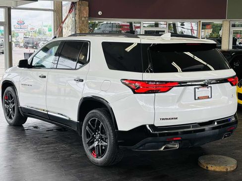 Used 2023 Chevrolet Traverse Premier w/ Redline Edition FWD image 12