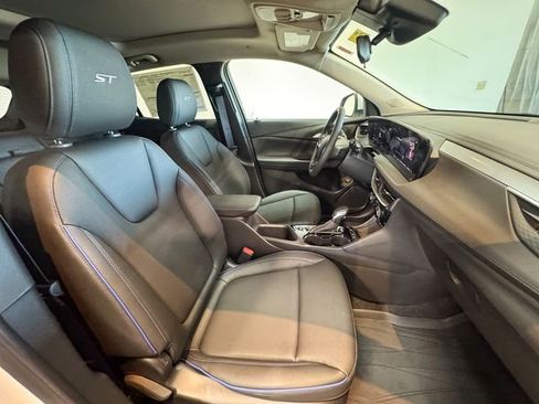 New 2026 Buick Encore GX Sport Touring w/ Advanced Technology Package image 22