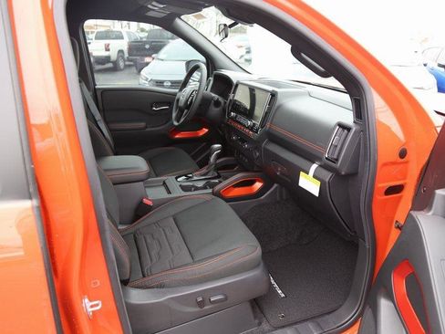 New 2025 Nissan Frontier Pro-X w/ Tow Package image 17