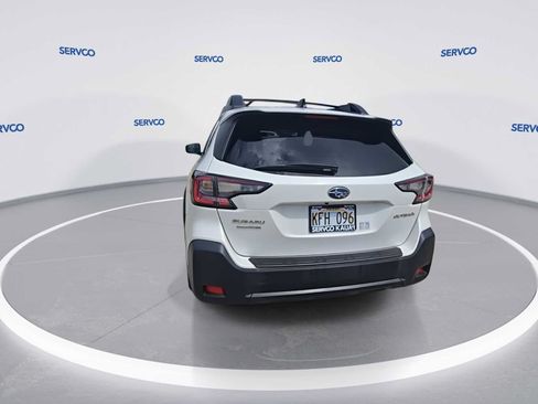 Used 2023 Subaru Outback Premium AWD/4WD image 7