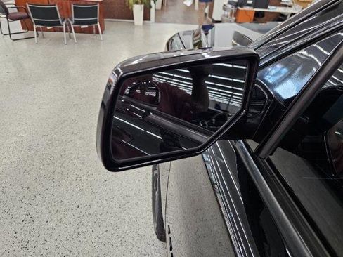 Used 2018 Chevrolet Tahoe LT w/ RST Edition AWD/4WD image 35