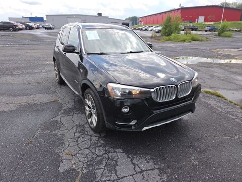 Used 2017 BMW X3 sDrive28i RWD image 1