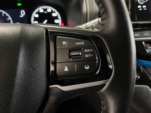 Used 2025 Honda Odyssey Touring image 26