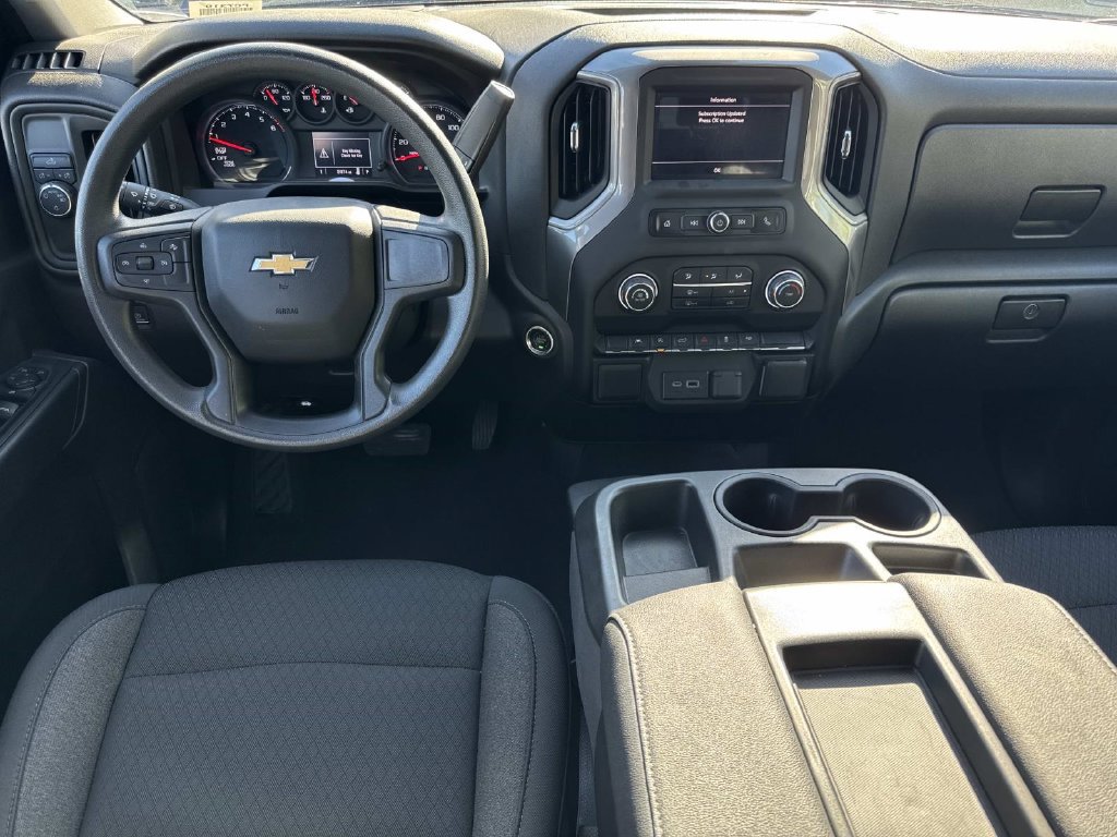 Used 2023 Chevrolet Silverado 1500 Custom RWD image 9