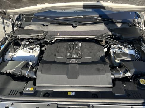 Used 2017 Land Rover Range Rover Supercharged image 30