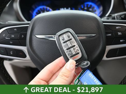 Used 2023 Chrysler Voyager LX FWD image 36