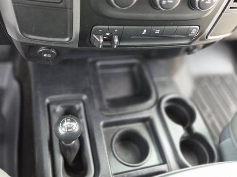 Used 2013 RAM 2500 Tradesman w/ Chrome Appearance Group AWD/4WD image 46
