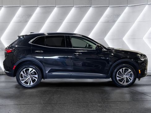 Used 2023 Buick Envision Essence image 7