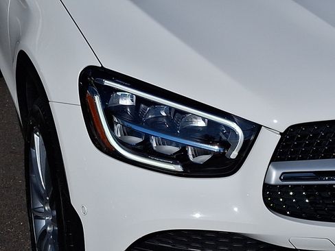 Certified 2022 Mercedes-Benz GLC 300 4MATIC image 9