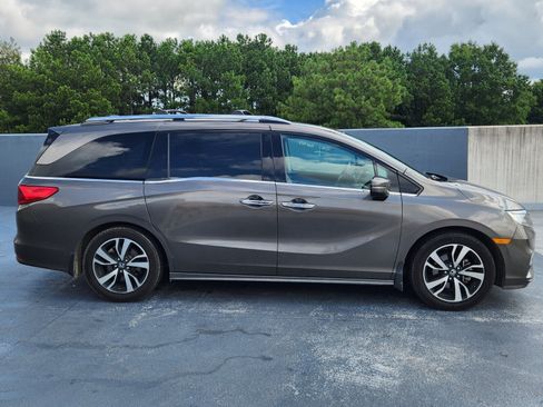 Used 2018 Honda Odyssey Elite image 6