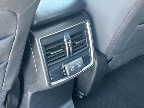 Used 2020 Subaru Forester Premium image 22