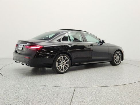 Certified 2022 Mercedes-Benz E 450 4MATIC Sedan image 5