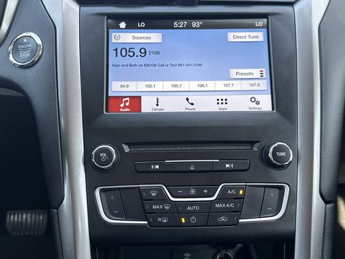 Certified 2017 Ford Fusion SE w/ Fusion SE Technology Package FWD image 19