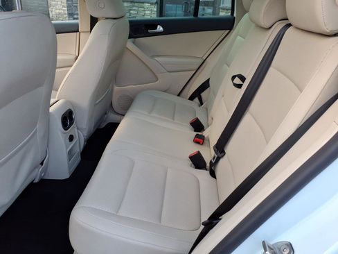 Used 2017 Volkswagen Tiguan Wolfsburg Edition image 10