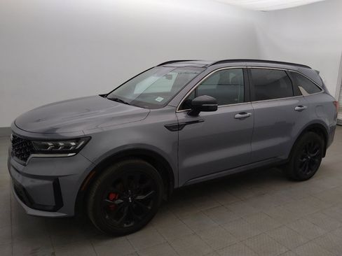 Used 2021 Kia Sorento SX FWD image 2