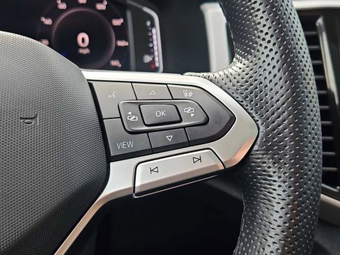 Used 2022 Volkswagen Atlas SEL R-Line AWD/4WD image 30