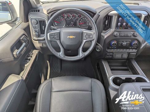 Used 2022 Chevrolet Silverado 1500 LTZ AWD/4WD image 16