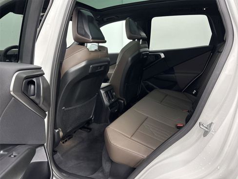 Used 2025 BMW X3 xDrive30i w/ Premium Package image 29