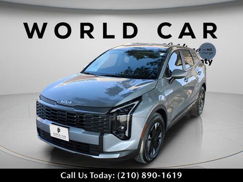 New 2026 Kia Sportage LX image 3