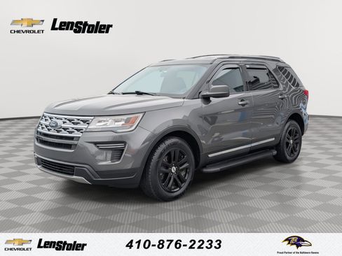 Used 2019 Ford Explorer XLT image 1