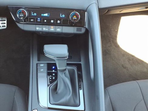 New 2026 Hyundai Elantra Sport image 21