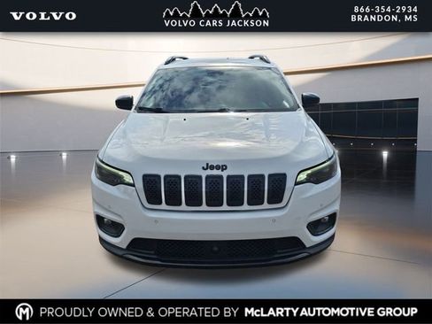 Used 2023 Jeep Cherokee Altitude Lux image 2