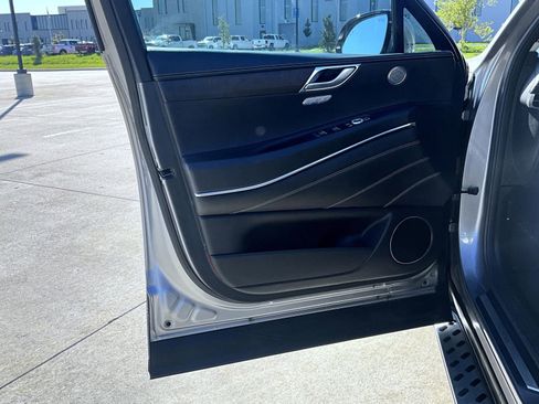 Used 2021 Genesis GV80 2.5T w/ Cargo Package image 10