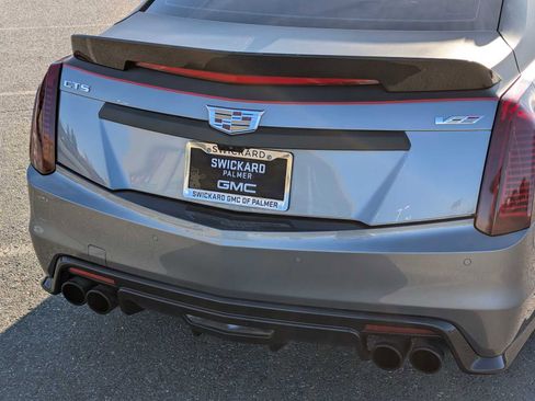 Used 2019 Cadillac CTS V w/ Carbon Fiber Package image 13