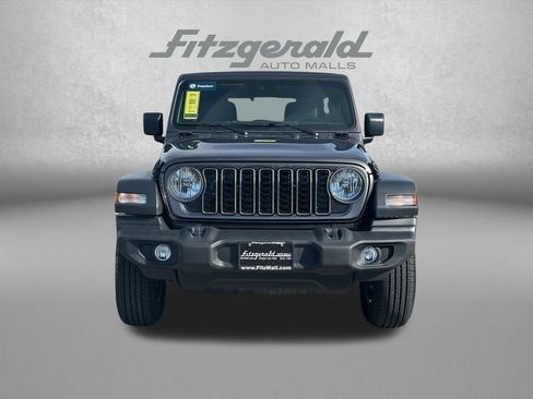 Used 2024 Jeep Wrangler Sport S image 3