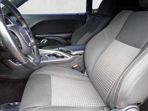Used 2018 Dodge Challenger SXT w/ Blacktop Package RWD image 9